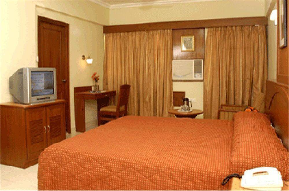 Hotel Chalukya Bengaluru Zewnętrze zdjęcie