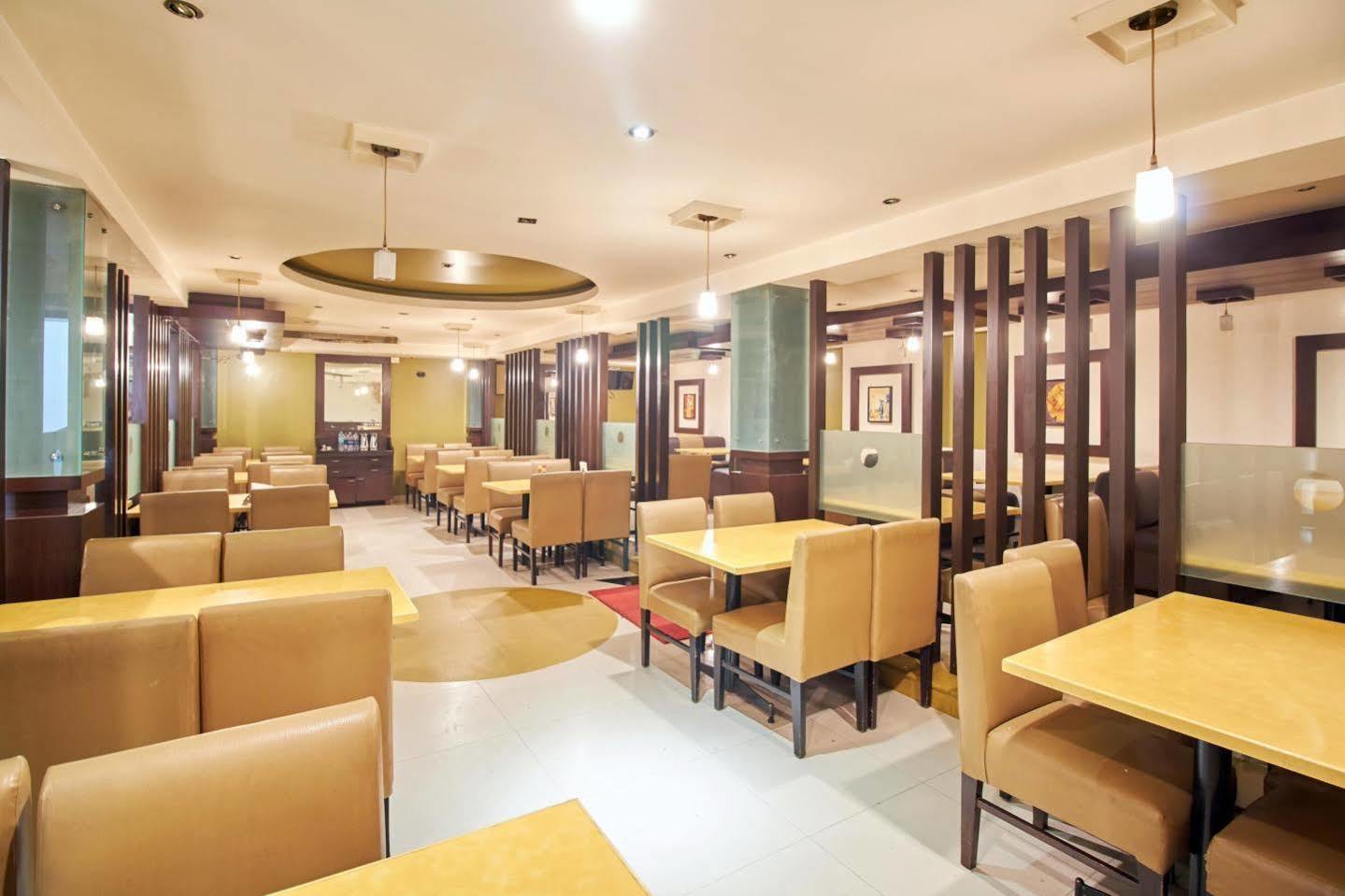 Hotel Chalukya Bengaluru Zewnętrze zdjęcie